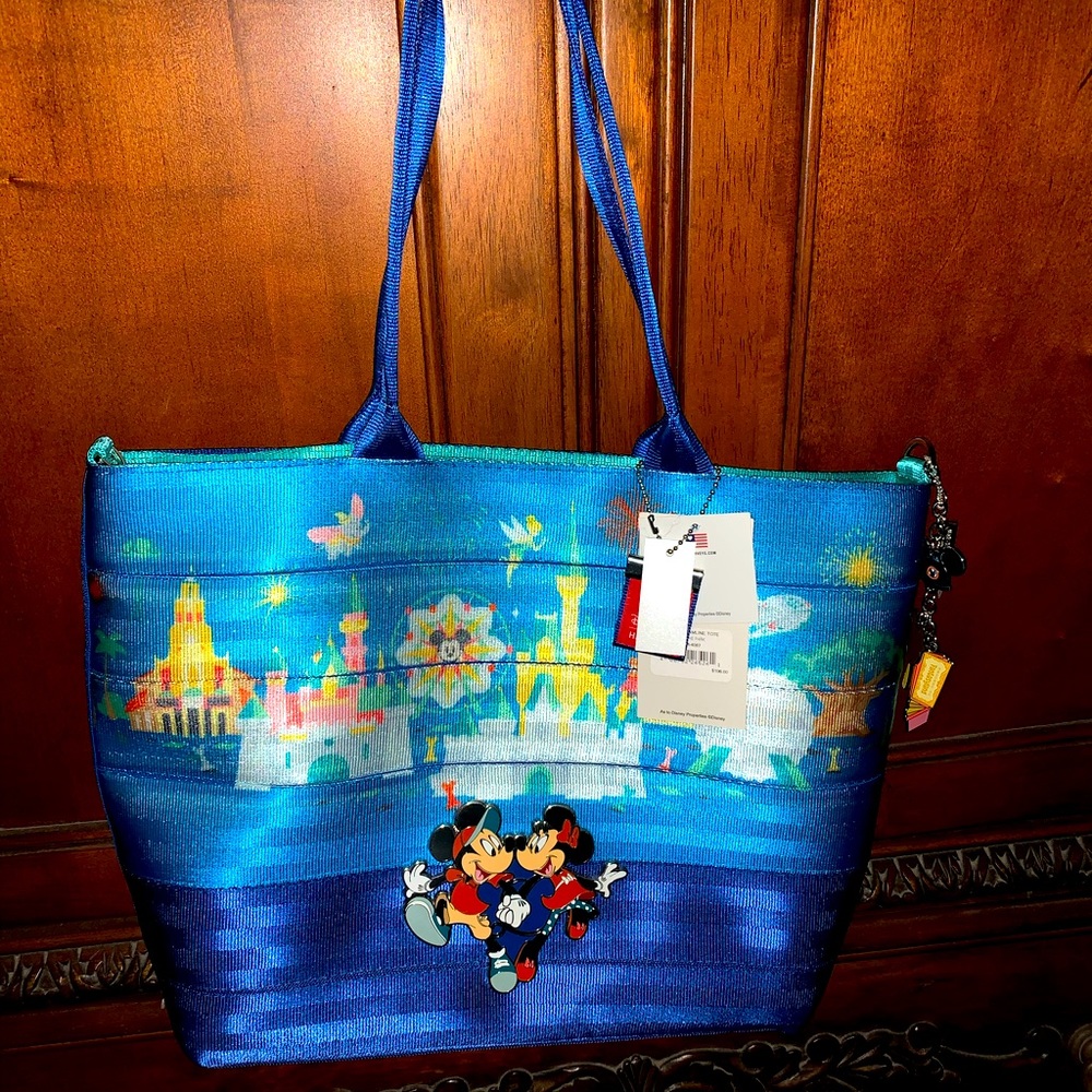 NWT Disney Harvey’s Handbag Play in the Park Medium Streamline Tote